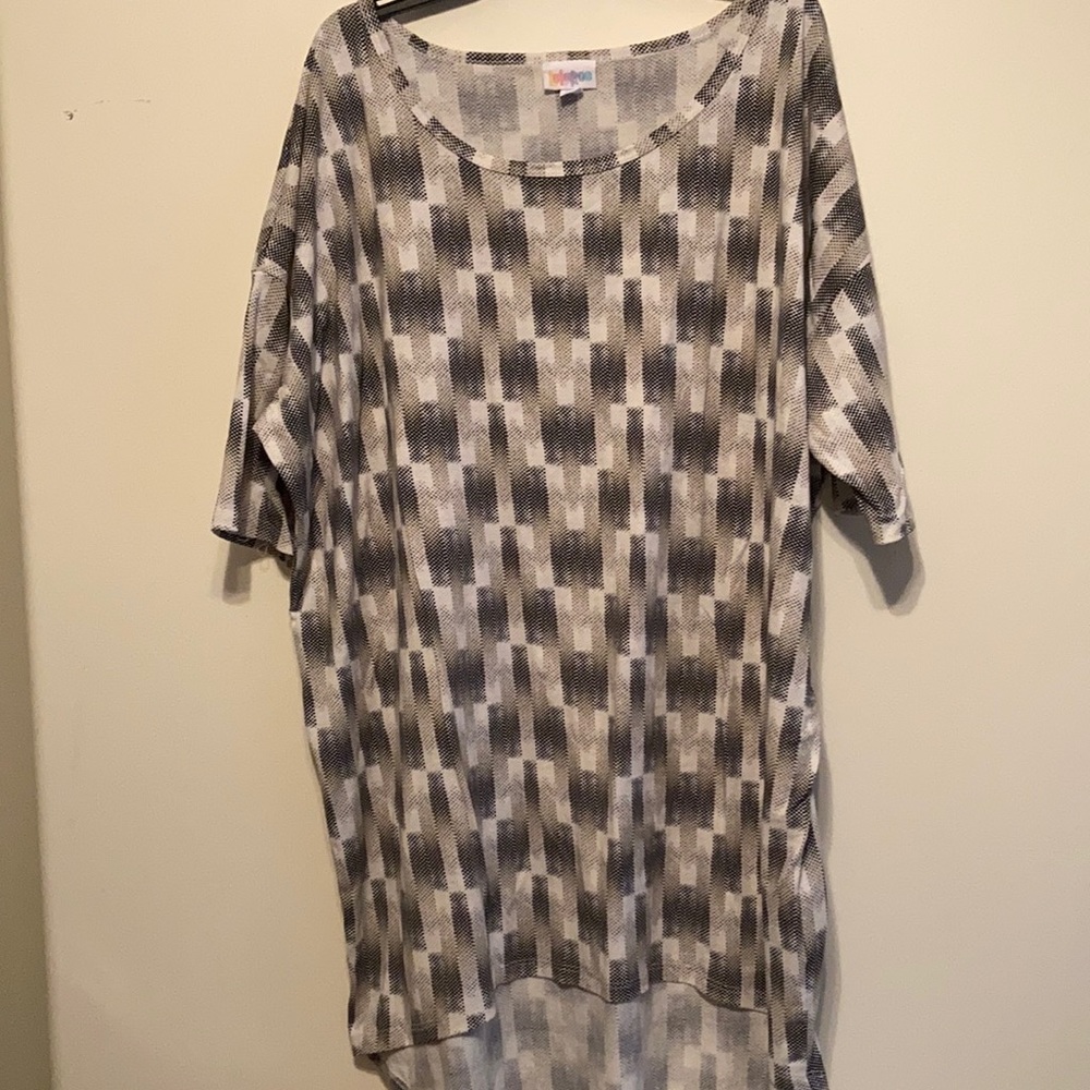 Lularoe Irma Top